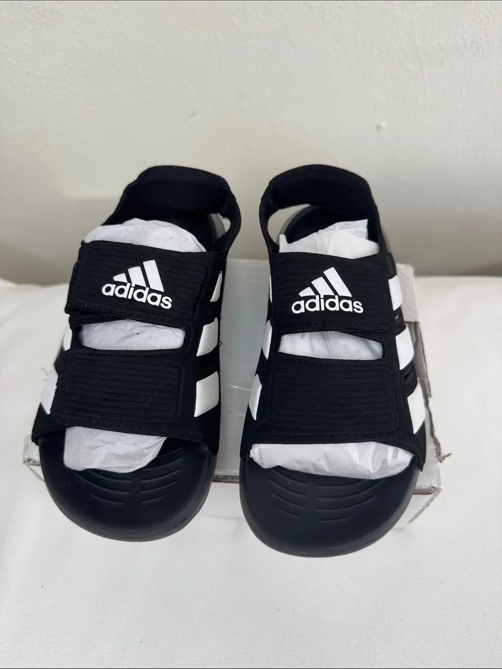 Adidas Black and White Kids' Hook-and-Loop Sport Sandals Sz 12K.